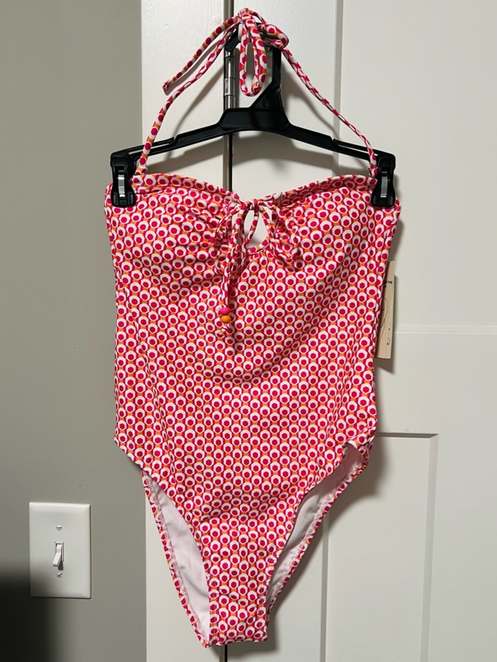 NWT No Boundaries Geo Jam Keyhole One-Piece Swimsuit Pink Retro Small